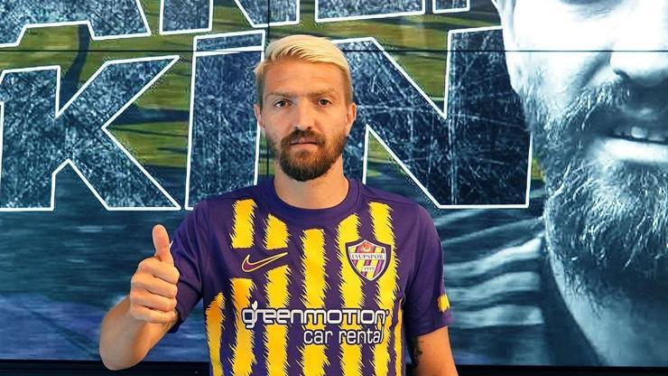 Caner Erkin’in menajerinden açıklama geldi Futbolu bırakacak mı